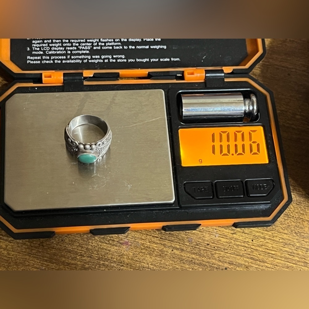 Silver 925 Ring with Green Stone - Picture 4 of 12